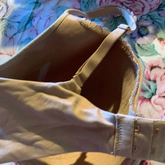 Victoria Secret Women’s Tan Bra Size 32 DDD - Picture 8 of 12